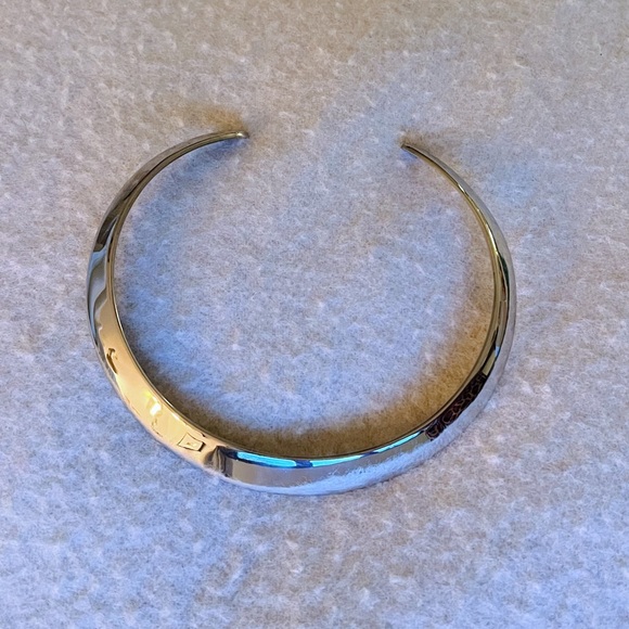 Jewelry - Beautiful real silver collar necklace
